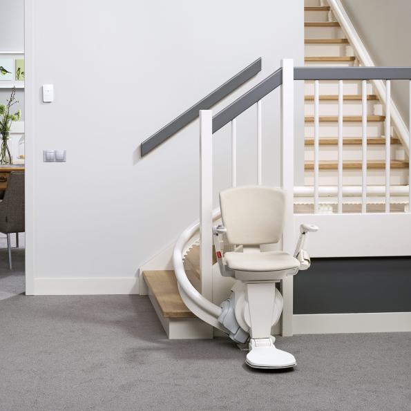AssiStep : un monte-escalier innovant pour retrouver de la mobilité